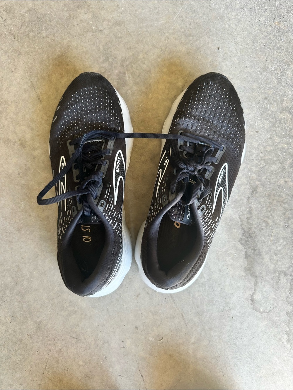 Nike women’s Black Running Shoes